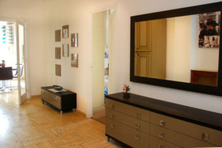 Room 179 of 234