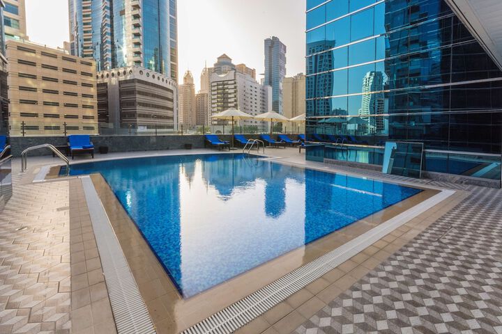 Pool 37 of 114