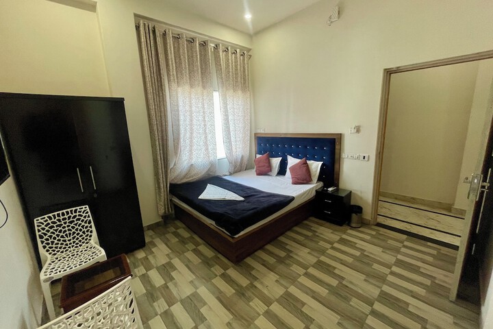 Room 29 of 57