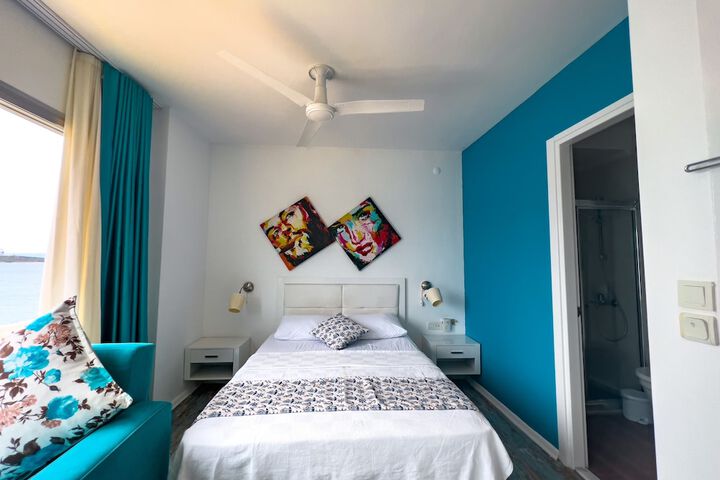 Room 44 of 258