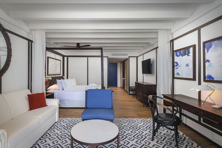 Room 10 of 95