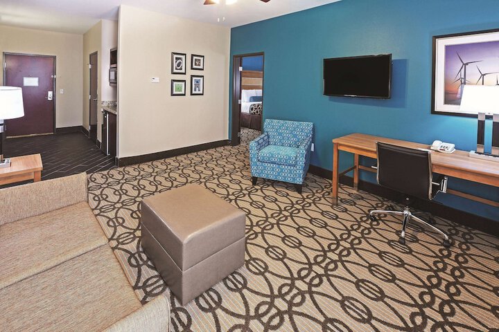 Room 15 of 40