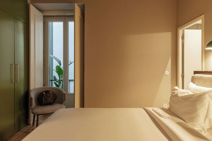 Room 58 of 93