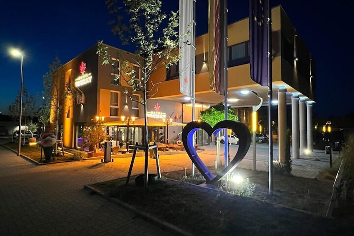 Hotel 45 of 46