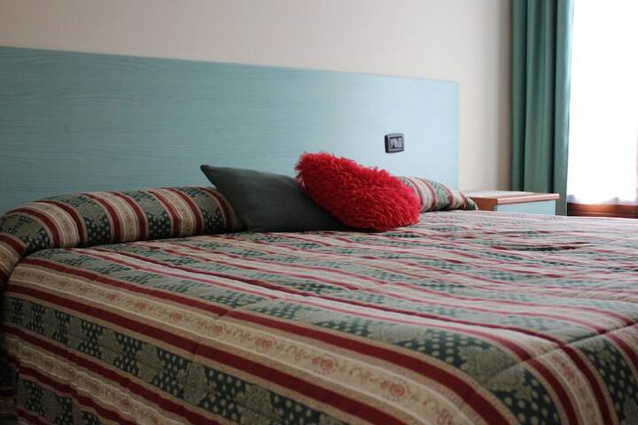 Room 23 of 79