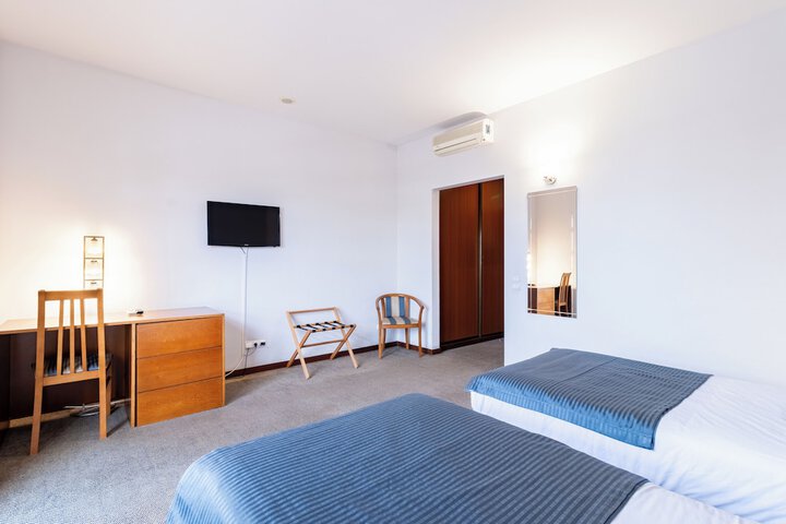Room 20 of 80