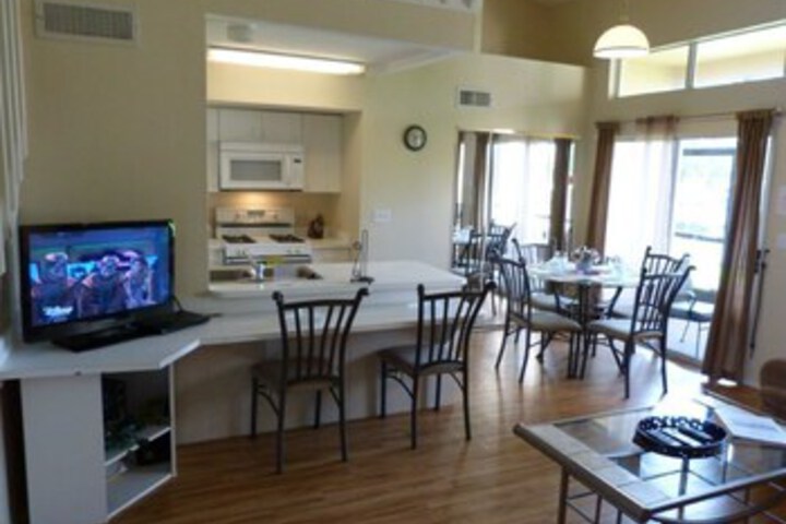 Room 13 of 25