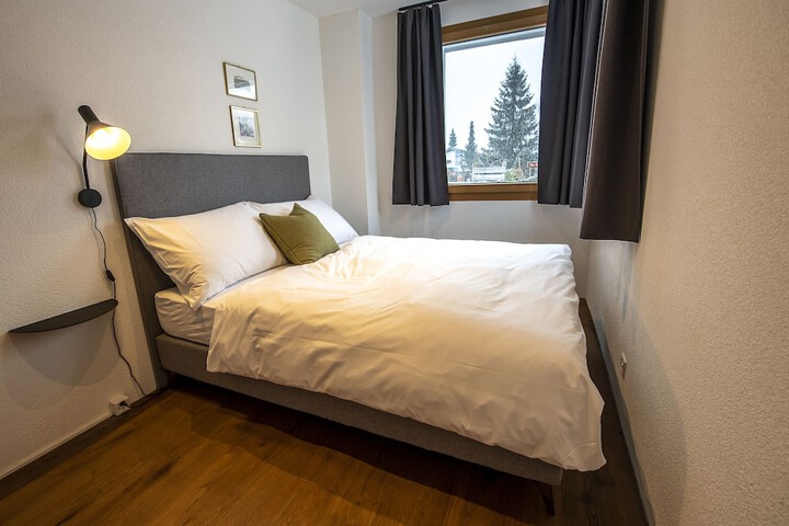 Room 2 of 44