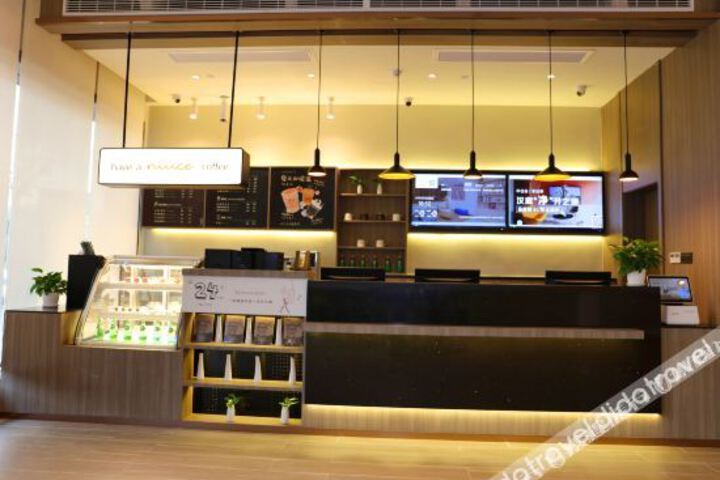 Hotel Interior 10 of 16