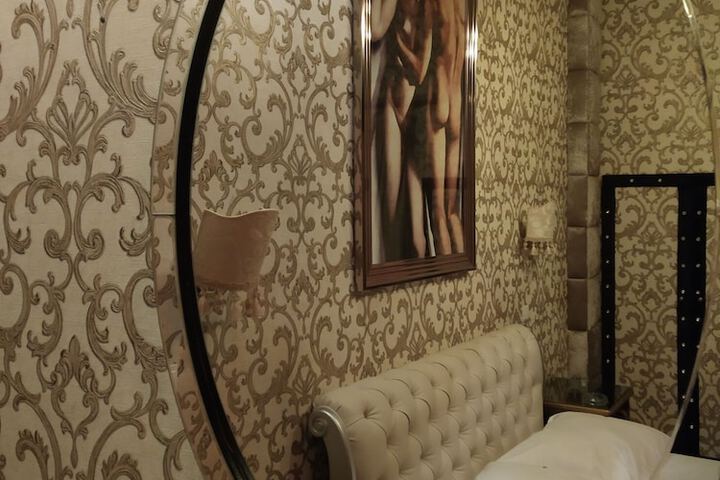 Room 71 of 139