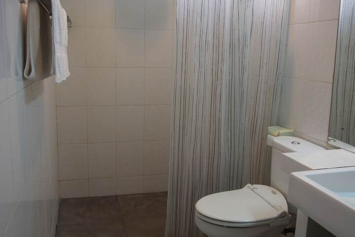 Room 9 of 17