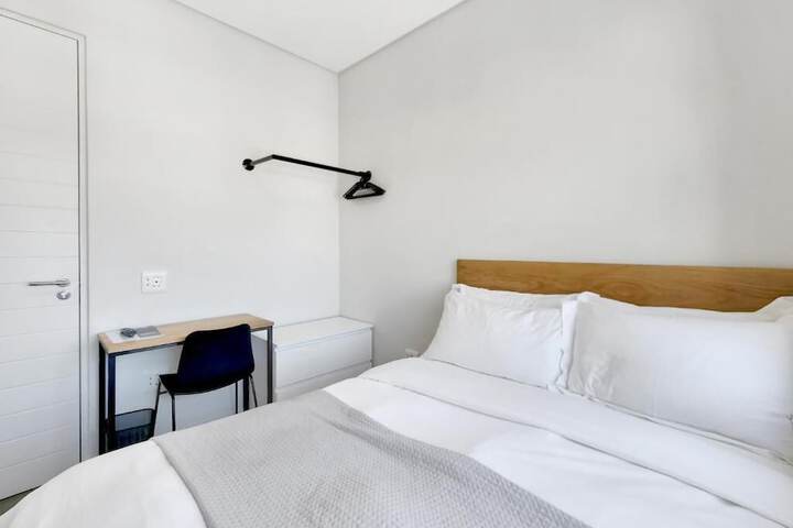 Room 26 of 44