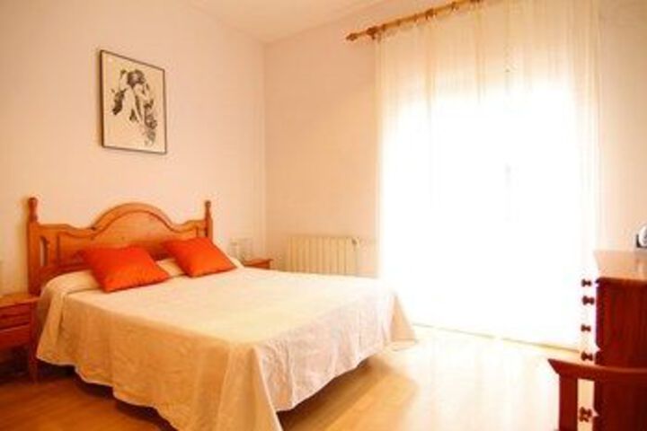 Room 40 of 176