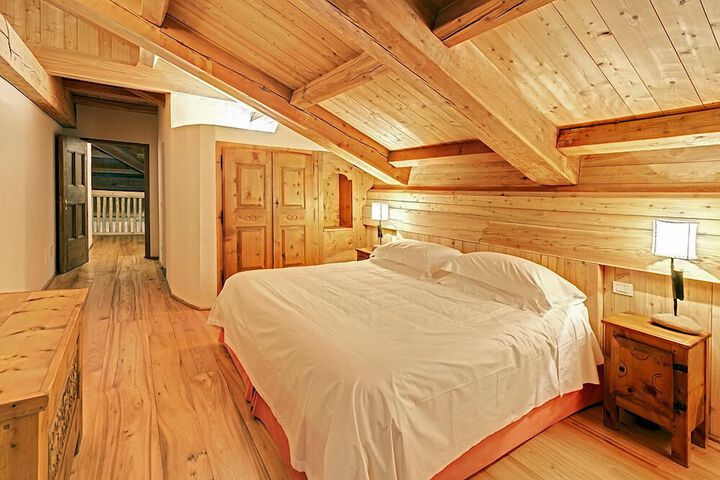 Room 14 of 55