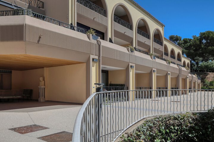 Hotel 80 of 96