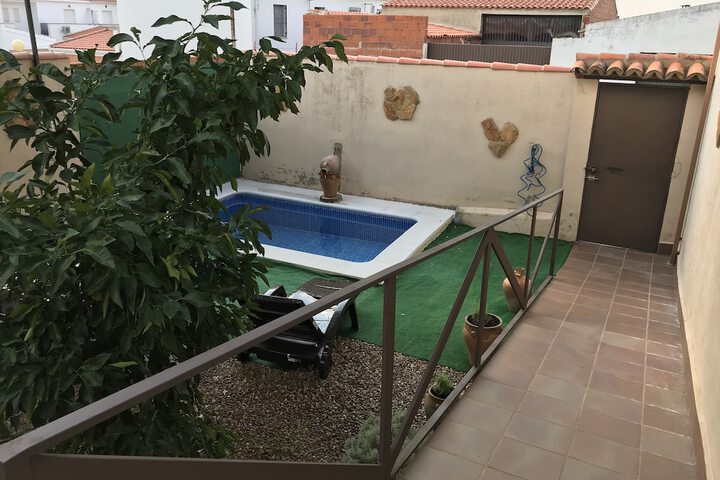 Pool 39 of 47