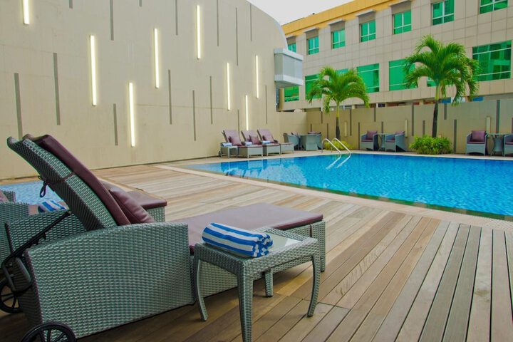Hotel with Pool