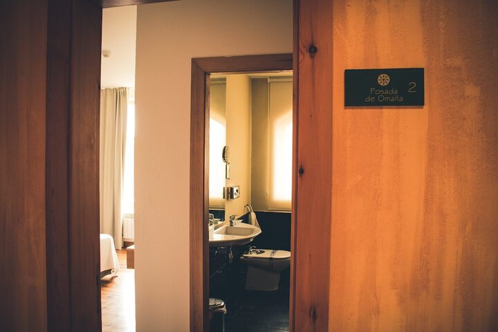 Room 21 of 63