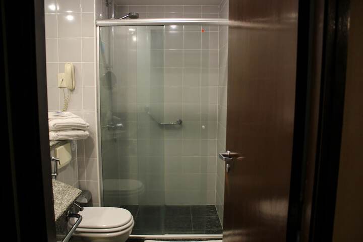 Room 119 of 240
