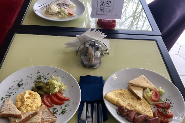 Breakfast/Coffee Service 89 of 106