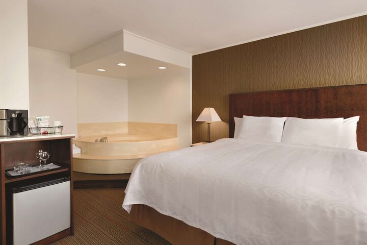 Room 15 of 67