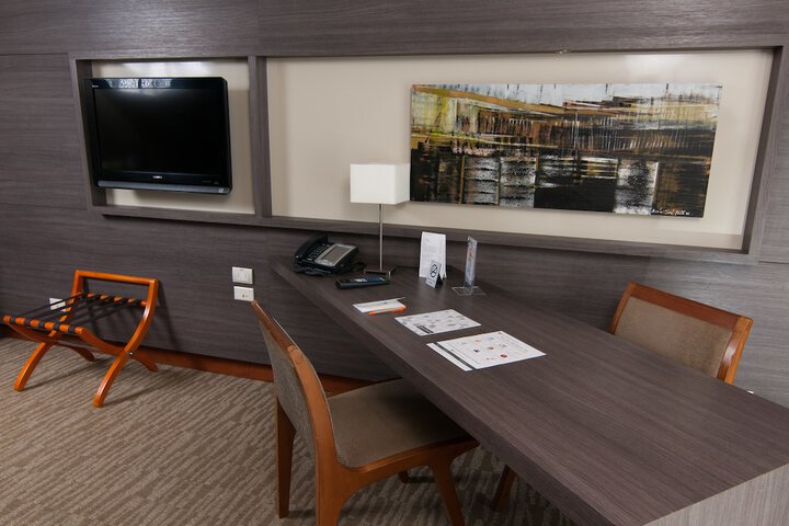 Room 15 of 81