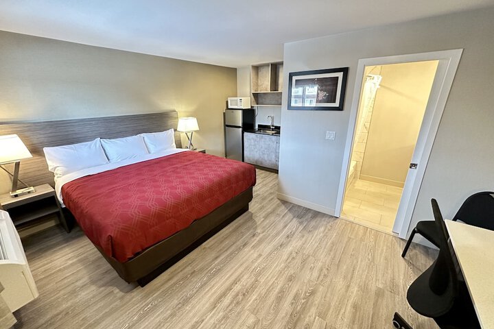Room 3 of 11