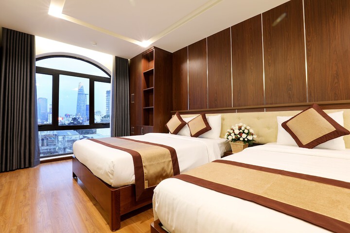 Room 28 of 64