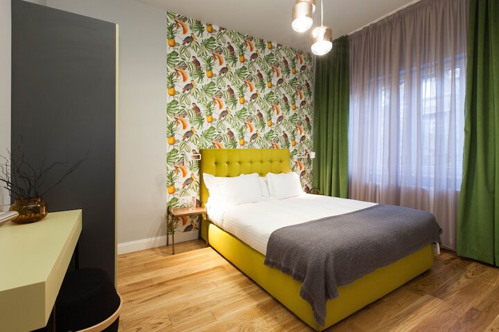 Room 4 of 55