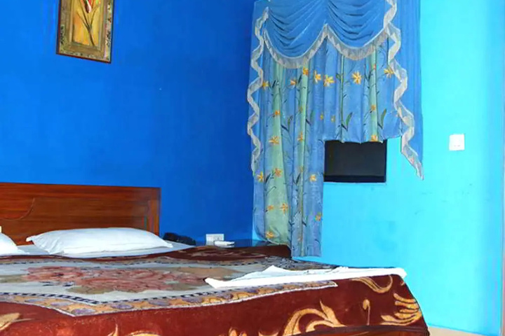 guest_rooms