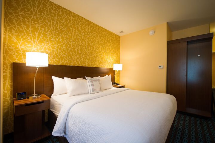 Room 13 of 53
