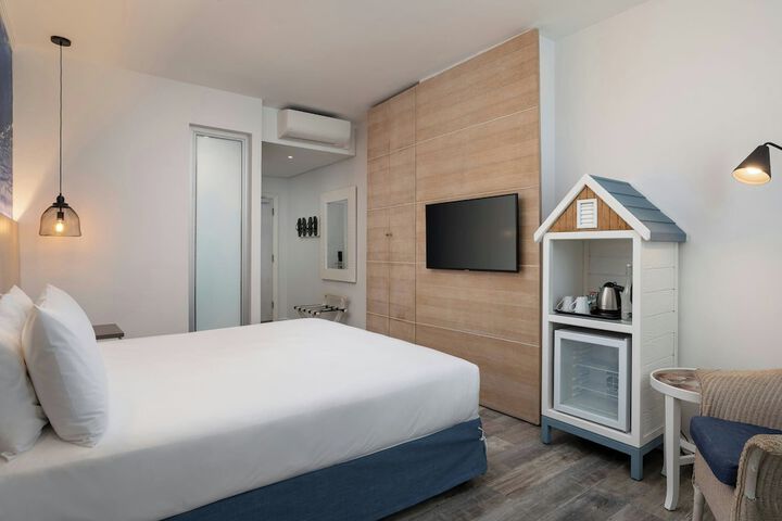 Room 20 of 71