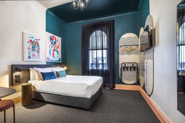 Room 19 of 61