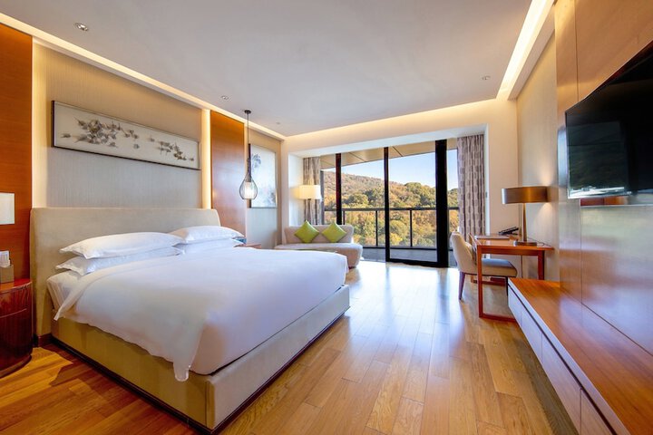 Room 9 of 57