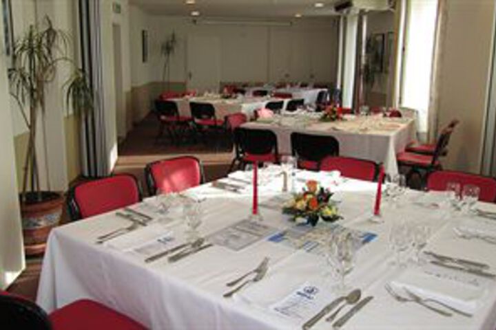 Dining 97 of 102