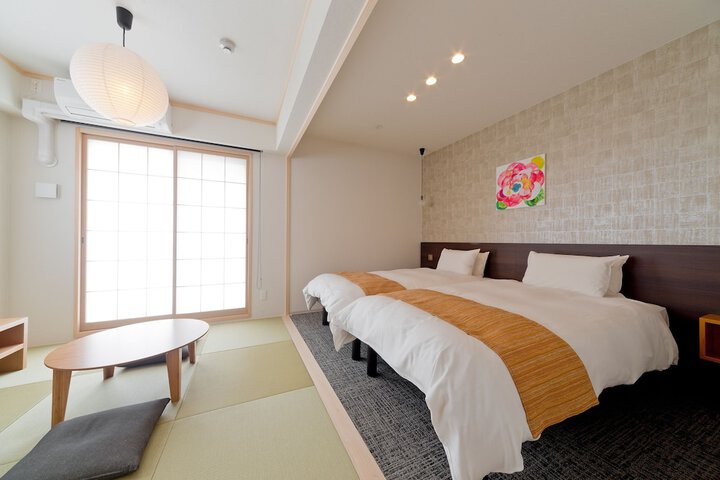 Room 12 of 35