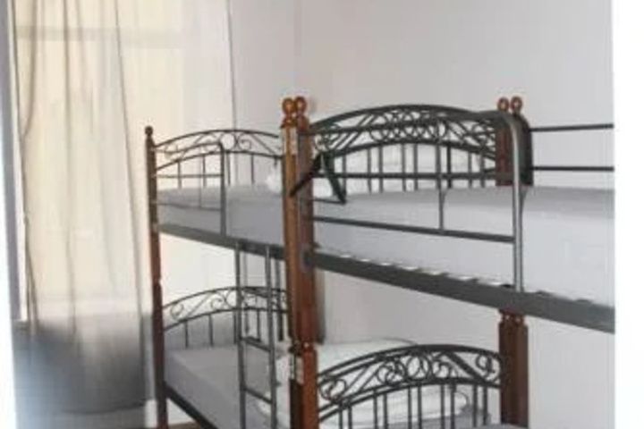 Room 2 of 2