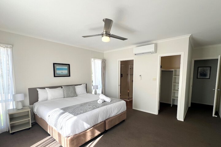 Room 20 of 118