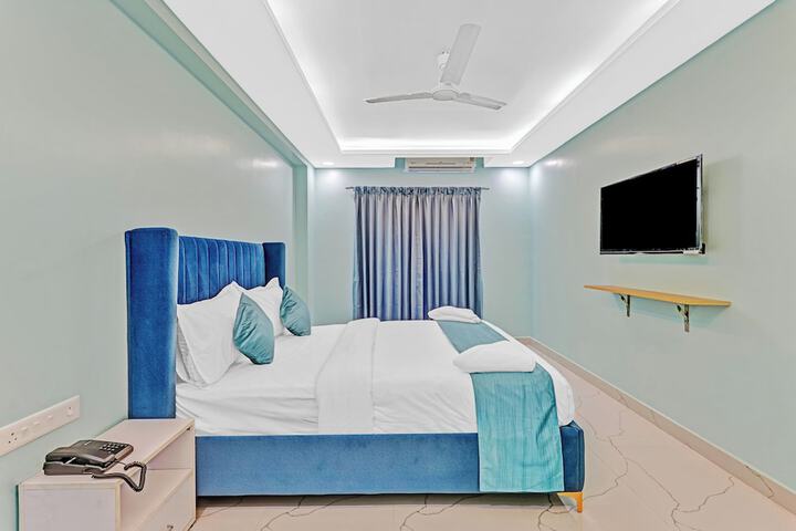 Room 6 of 36