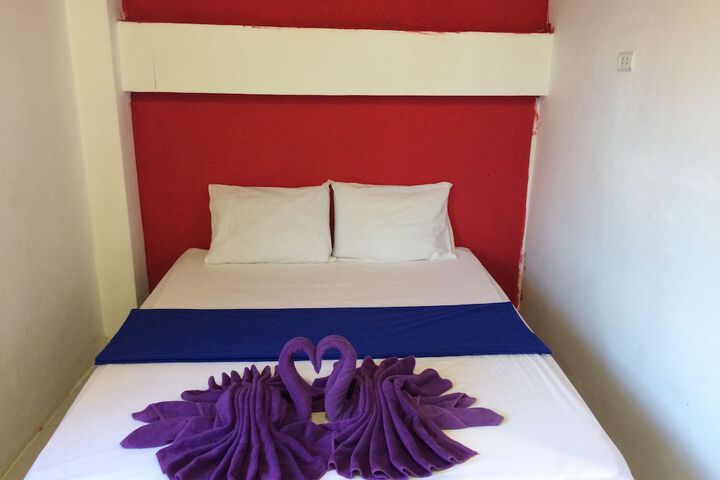 Room 12 of 155