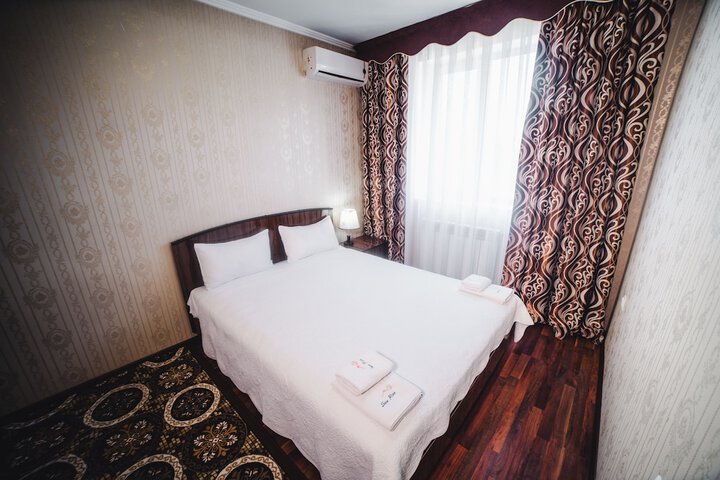 Room 6 of 78