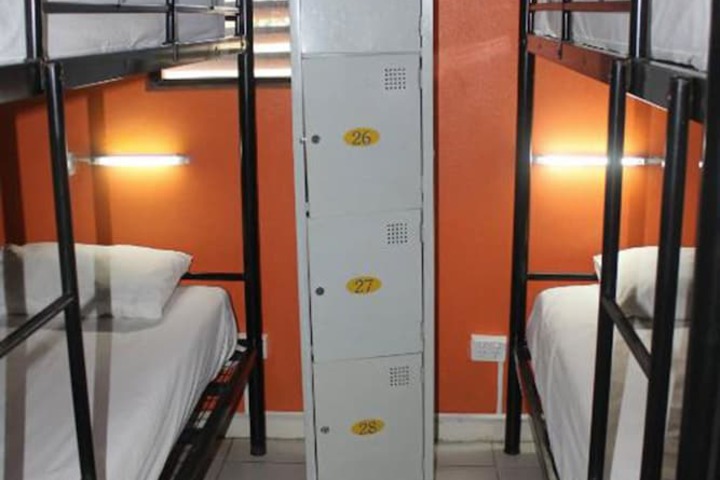 Room 13 of 127