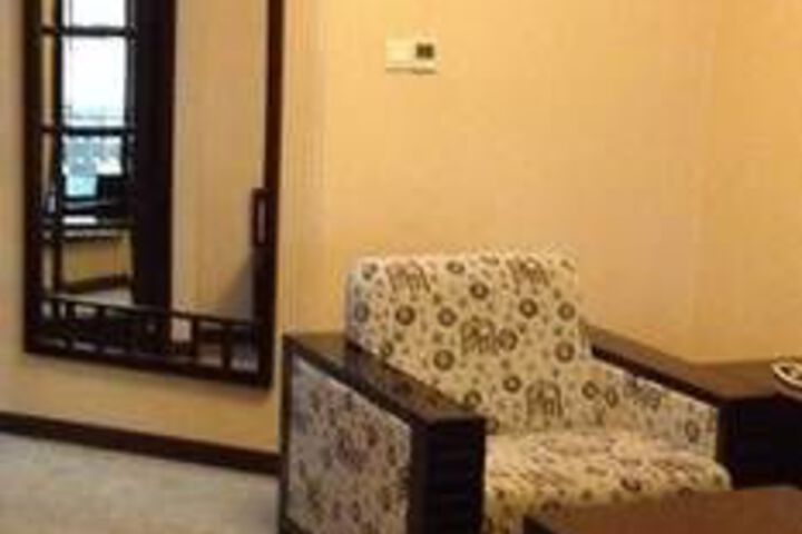 Room 111 of 159