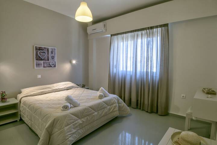Room 12 of 53
