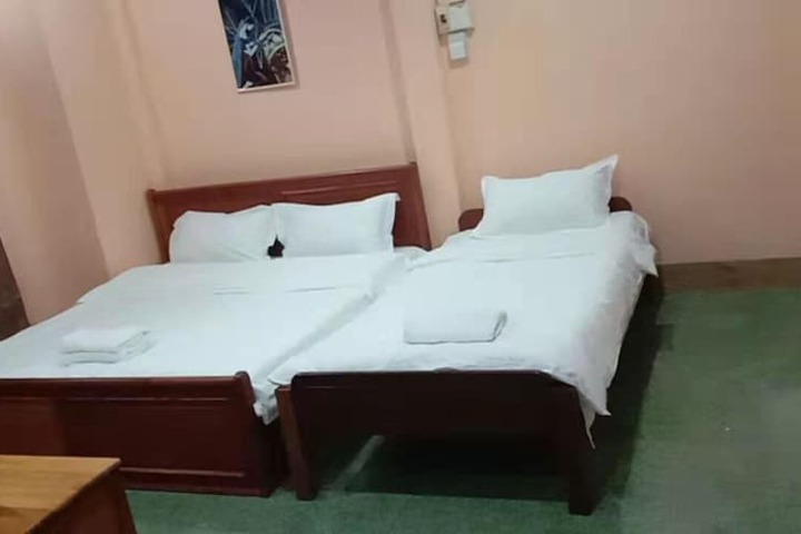 Room 15 of 61