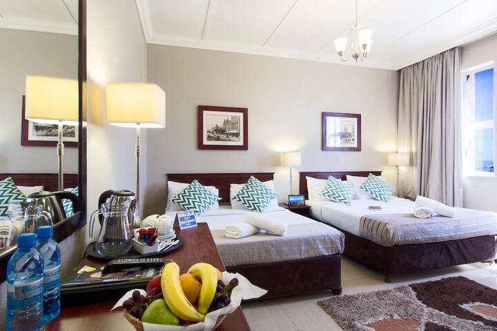 Room 12 of 71