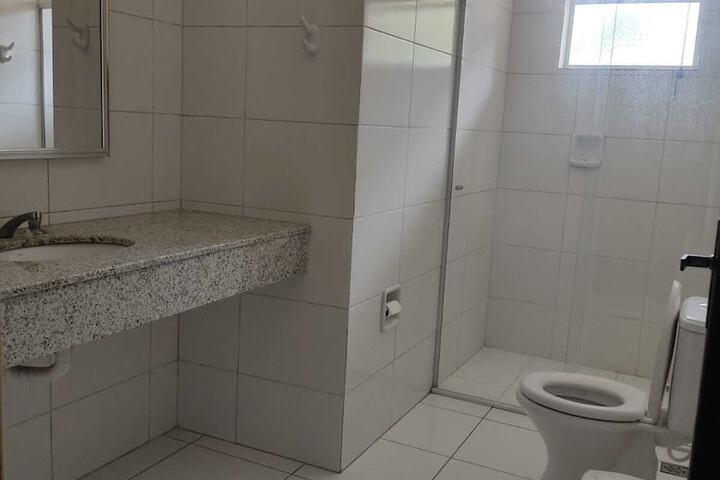 Room 5 of 11