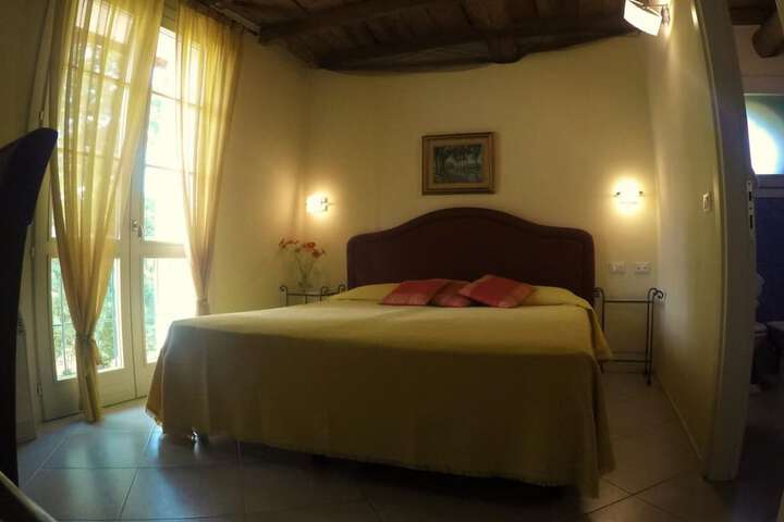 Room 4 of 47