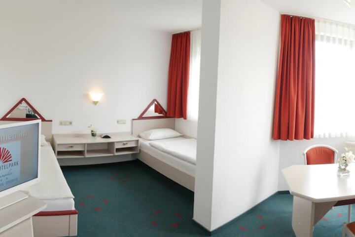 Room 4 of 57