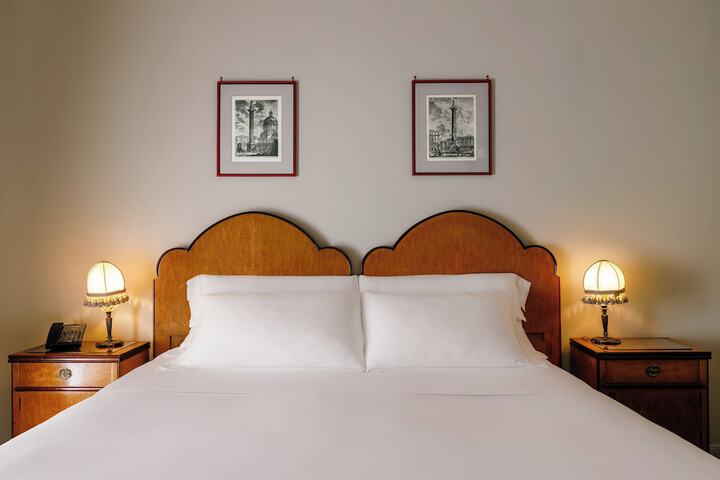 Room 84 of 181